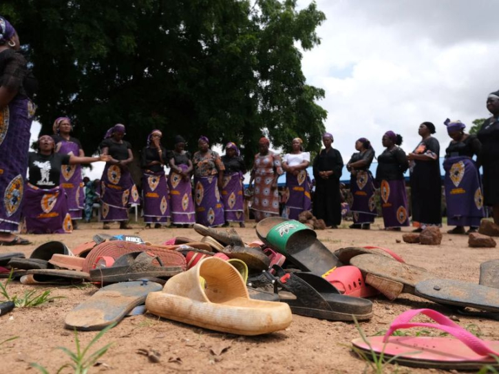 নাইজেরিয়ায় স্কুল থেকে ২২০ জনের বেশি শিক্ষার্থী-শিক্ষককে অপহরণ