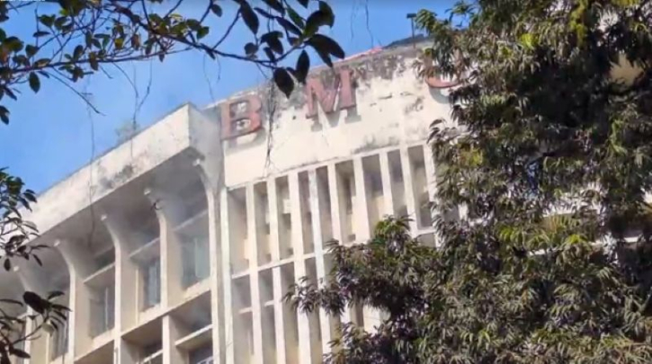 পিজি হাসপাতালে আগুন