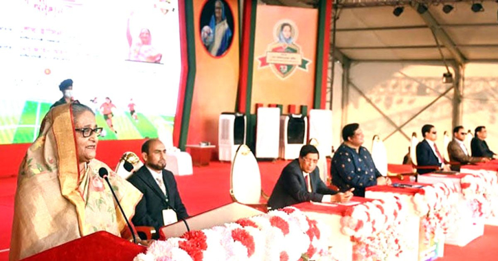 একদিন বাংলাদেশও ফুটবল বিশ্বকাপ জয় করবে: প্রধানমন্ত্রী একদিন বাংলাদেশও ফুটবল বিশ্বকাপ জয় করবে: প্রধানমন্ত্রী