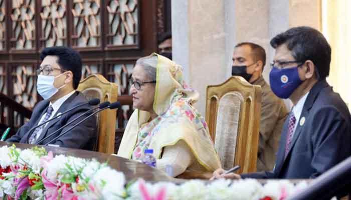 ডিসি সম্মেলনে প্রধানমন্ত্রীর ২৫ নির্দেশনা