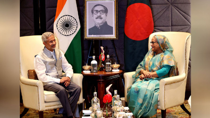 প্রধানমন্ত্রীর সঙ্গে জয়শঙ্করের সাক্ষাৎ প্রধানমন্ত্রীর সঙ্গে জয়শঙ্করের সাক্ষাৎ