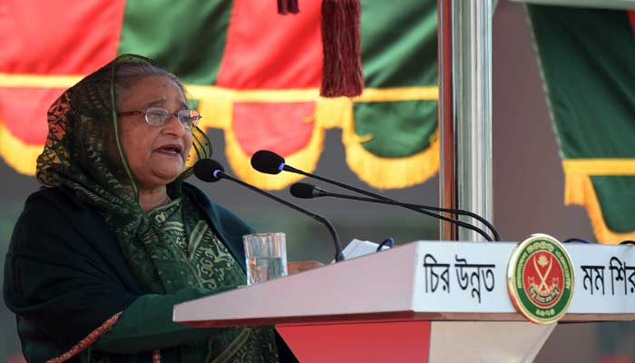 সেনাবাহিনীর আধুনিকায়নে কাজ করছে সরকার : প্রধানমন্ত্রী সেনাবাহিনীর আধুনিকায়নে কাজ করছে সরকার : প্রধানমন্ত্রী