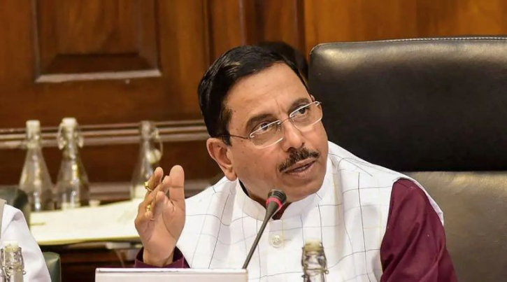 ভারতের নতুন শিক্ষামন্ত্রী প্রহ্লাদ যোশী