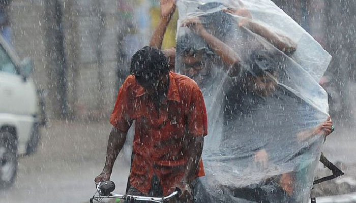 ৪ অক্টোবর থেকে বৃষ্টিপাতের প্রবণতা বাড়তে পারে ৪ অক্টোবর থেকে বৃষ্টিপাতের প্রবণতা বাড়তে পারে