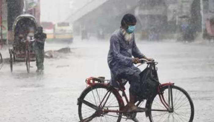 মৌসুমি বায়ুর প্রভাবে ভারী বর্ষণের আভাস মৌসুমি বায়ুর প্রভাবে ভারী বর্ষণের আভাস