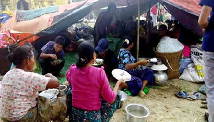 রুমায় বৌদ্ধ শরণার্থীদের আশ্রয় : সঙ্কটে স্থানীয়রা