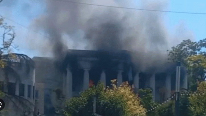 রাশিয়ার সদর দপ্তরে হামলার দায় স্বীকার করেছে ইউক্রেন রাশিয়ার সদর দপ্তরে হামলার দায় স্বীকার করেছে ইউক্রেন