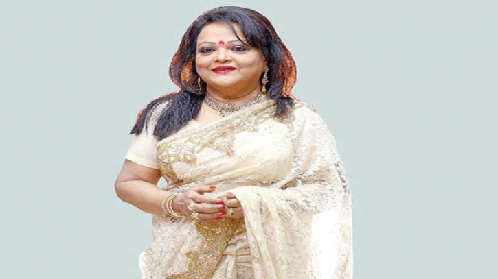 দেশে ফিরেছেন সাবিনা ইয়াসমীন দেশে ফিরেছেন সাবিনা ইয়াসমীন