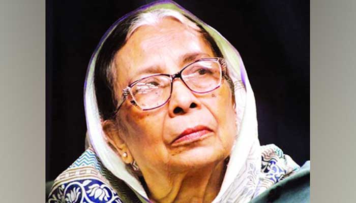 ফুলেল শ্রদ্ধায় শহীদজায়া মুশতারী শফীকে বিদায় ফুলেল শ্রদ্ধায় শহীদজায়া মুশতারী শফীকে বিদায়