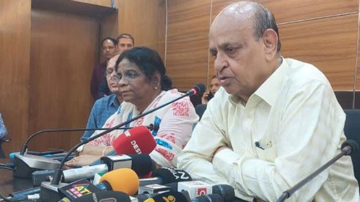 ‘এমন কোনো ঈদ-দুর্গাপূজা নেই যেদিন হাসপাতালে যাইনি’ ‘এমন কোনো ঈদ-দুর্গাপূজা নেই যেদিন হাসপাতালে যাইনি’