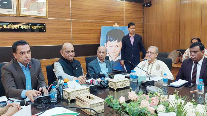 ওষুধের উচ্চমূল্য কমানোর নির্দেশ স্বাস্থ্যমন্ত্রীর ওষুধের উচ্চমূল্য কমানোর নির্দেশ স্বাস্থ্যমন্ত্রীর