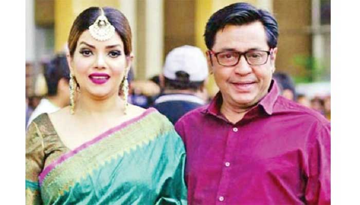তারকা দম্পতি সেলিম-রোজী করোনায় আক্রান্ত তারকা দম্পতি সেলিম-রোজী করোনায় আক্রান্ত