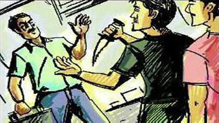 গুলশানে শ্যালক-দুলাভাইকে কুপিয়ে কোটি টাকা ছিনতাই গুলশানে শ্যালক-দুলাভাইকে কুপিয়ে কোটি টাকা ছিনতাই