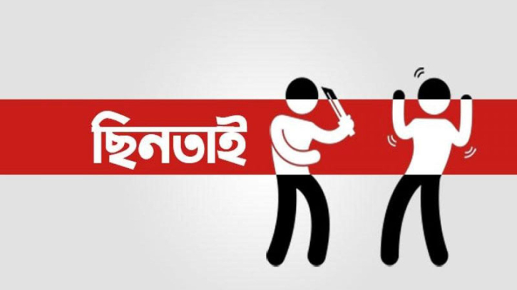 আসামি ছিনিয়ে নিতে নিউমার্কেট থানায় হামলা, আহত ৫ আসামি ছিনিয়ে নিতে নিউমার্কেট থানায় হামলা, আহত ৫