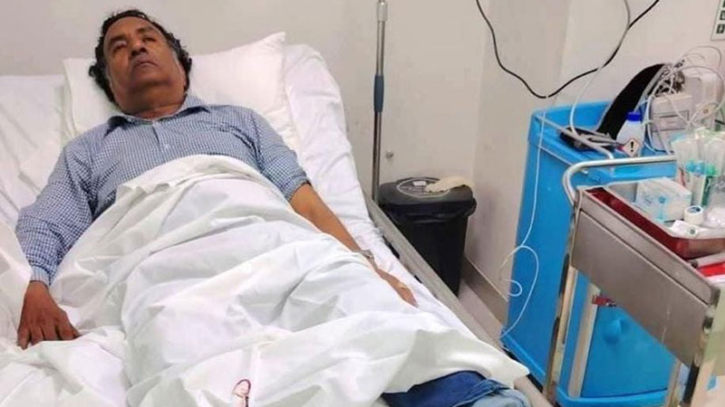 খালেদা জিয়ার গাড়িবহরে আহত বিএনপি নেতা সোহেল খালেদা জিয়ার গাড়িবহরে আহত বিএনপি নেতা সোহেল