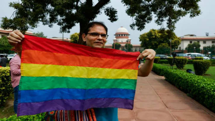 সমলিঙ্গের বিয়ের স্বীকৃতি নিয়ে রায় পুনর্বিচার করবে সুপ্রিম কোর্ট সমলিঙ্গের বিয়ের স্বীকৃতি নিয়ে রায় পুনর্বিচার করবে সুপ্রিম কোর্ট