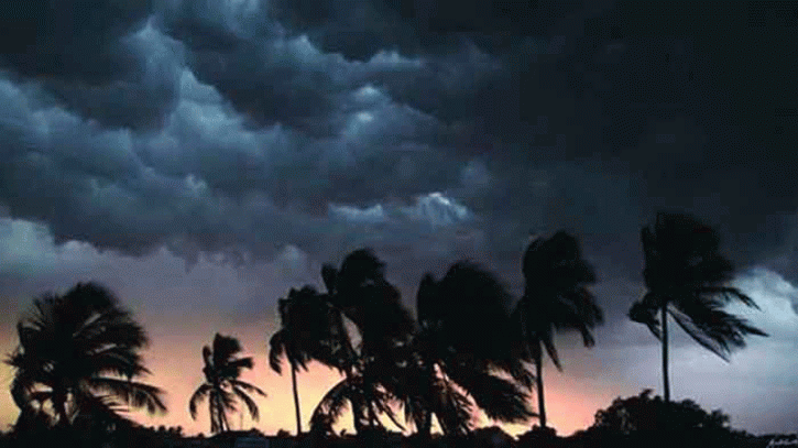 ১১ জেলায় ৮০ কিমি বেগে ঝড়-বৃষ্টির পূর্বাভাস ১১ জেলায় ৮০ কিমি বেগে ঝড়-বৃষ্টির পূর্বাভাস
