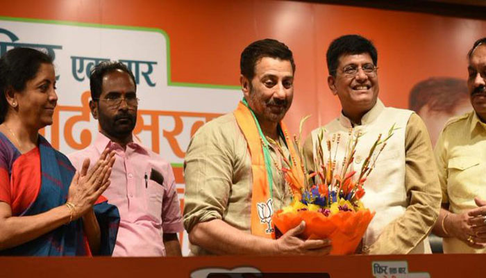 রাজনীতিতে পা দিয়েই লোকসভার প্রার্থী সানি দেওল রাজনীতিতে পা দিয়েই লোকসভার প্রার্থী সানি দেওল