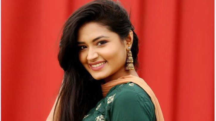 ব্যাংককে হাসপাতালে ভর্তি অভিনেত্রী তাসনিয়া ফারিন