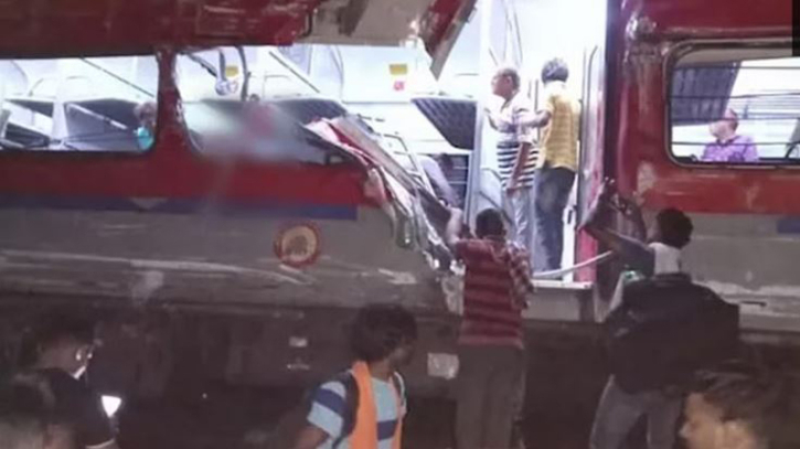 ভারতে ট্রেন দুর্ঘটনায় নিহত ৫০ : বাংলাদেশি থাকার আশঙ্কা ভারতে ট্রেন দুর্ঘটনায় নিহত ৫০ : বাংলাদেশি থাকার আশঙ্কা
