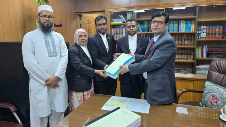 শাপলা চত্বর হত্যাকাণ্ড : শেখ হাসিনাসহ ৪১ জনের বিরুদ্ধে ট্রাইব্যুনালে ফরমাল চার্জ দাখিল