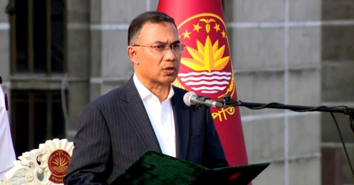 অভিনন্দন সংবলিত বিলবোর্ড দ্রুত অপসারণের নির্দেশ প্রধানমন্ত্রীর