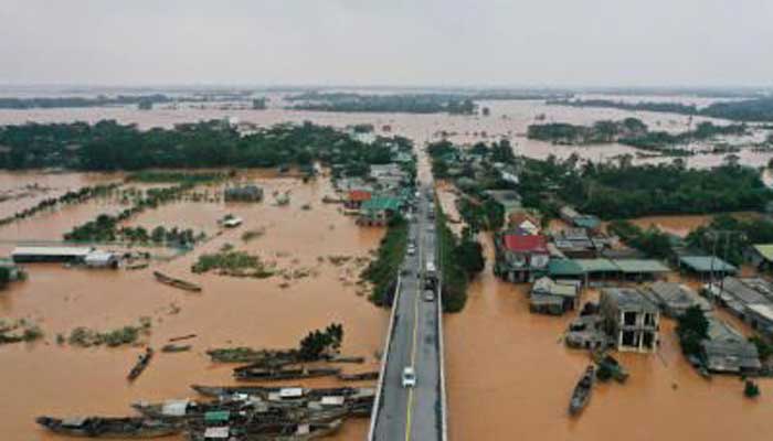 ভিয়েতনামে বন্যা ও ভূমিধসে নিহত ১০৫