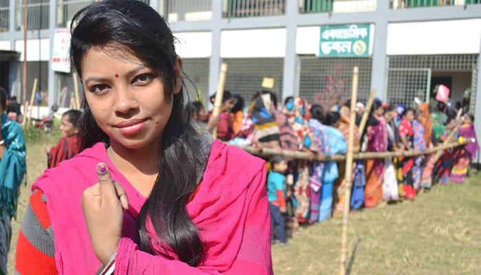 ১১৭ উপজেলায় ভোটগ্রহণ চলছে ১১৭ উপজেলায় ভোটগ্রহণ চলছে