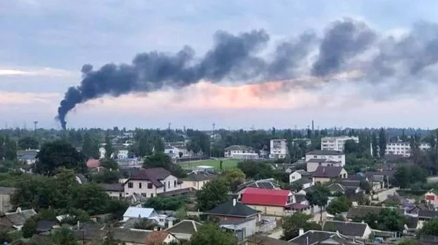 ক্রিমিয়ায় ‘ড্রোন হামলার’ পর সতর্কতা জারি মস্কোর ক্রিমিয়ায় ‘ড্রোন হামলার’ পর সতর্কতা জারি মস্কোর